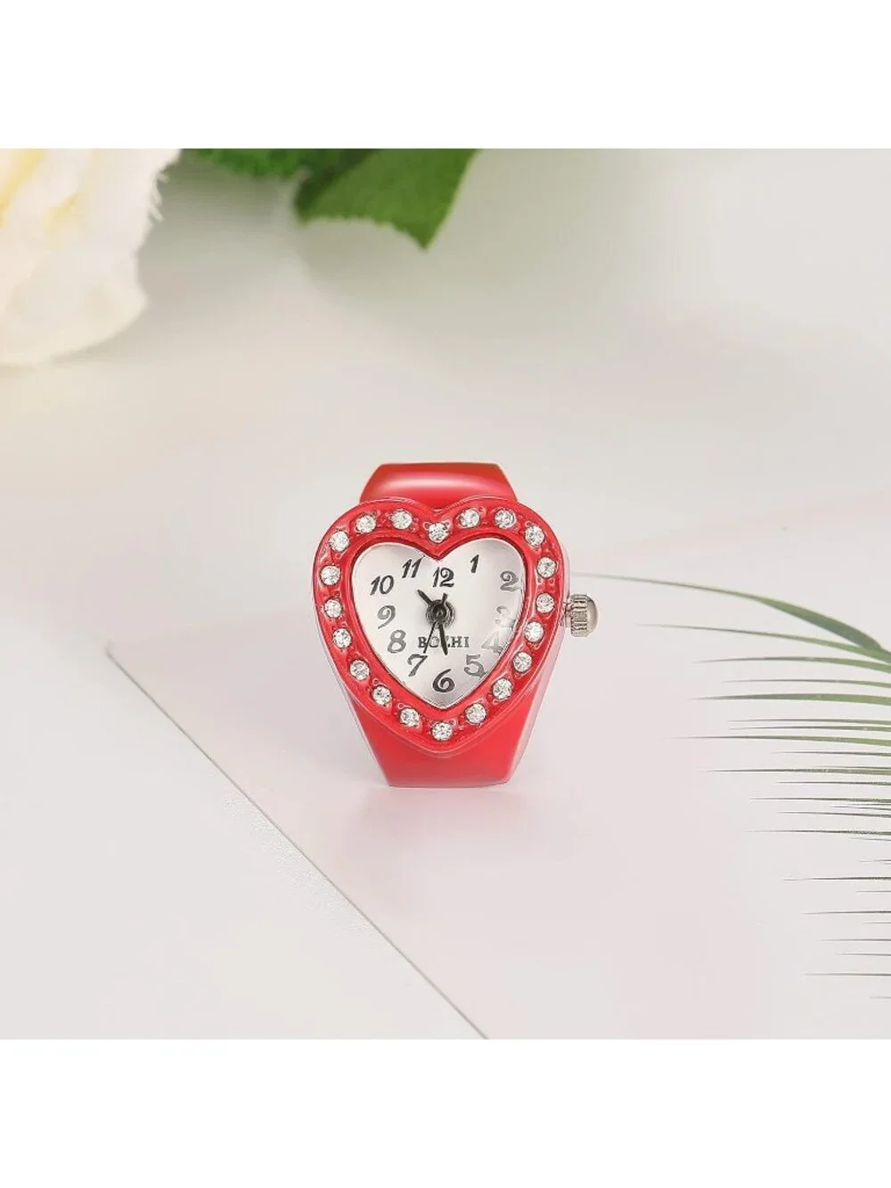 Unisex Red Analog Quartz Easy Read Adjustable Modern Heart Finger Ring Watch